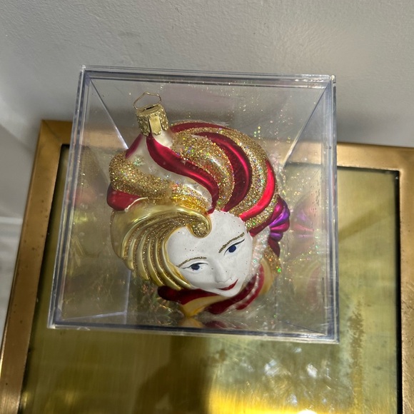 Elegance European Glass Face Mask Ornament - Picture 3 of 6